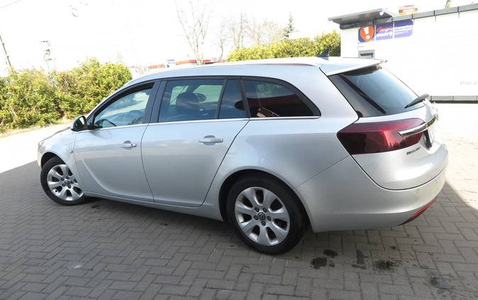 Opel Insignia cena 31990 przebieg: 200000, rok produkcji 2013 z Stary Sącz małe 529